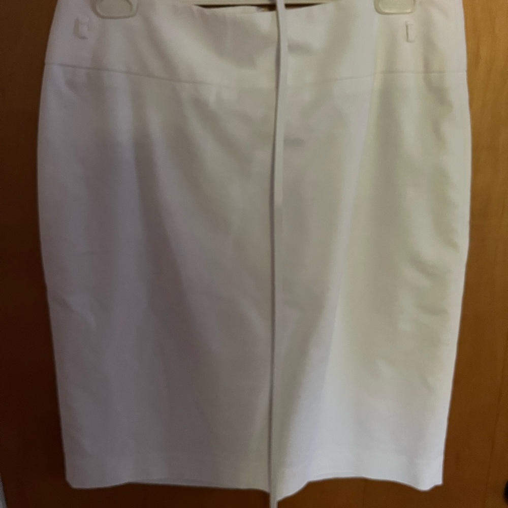 Liz Claiborne White Knee-Length Pencil Skirt